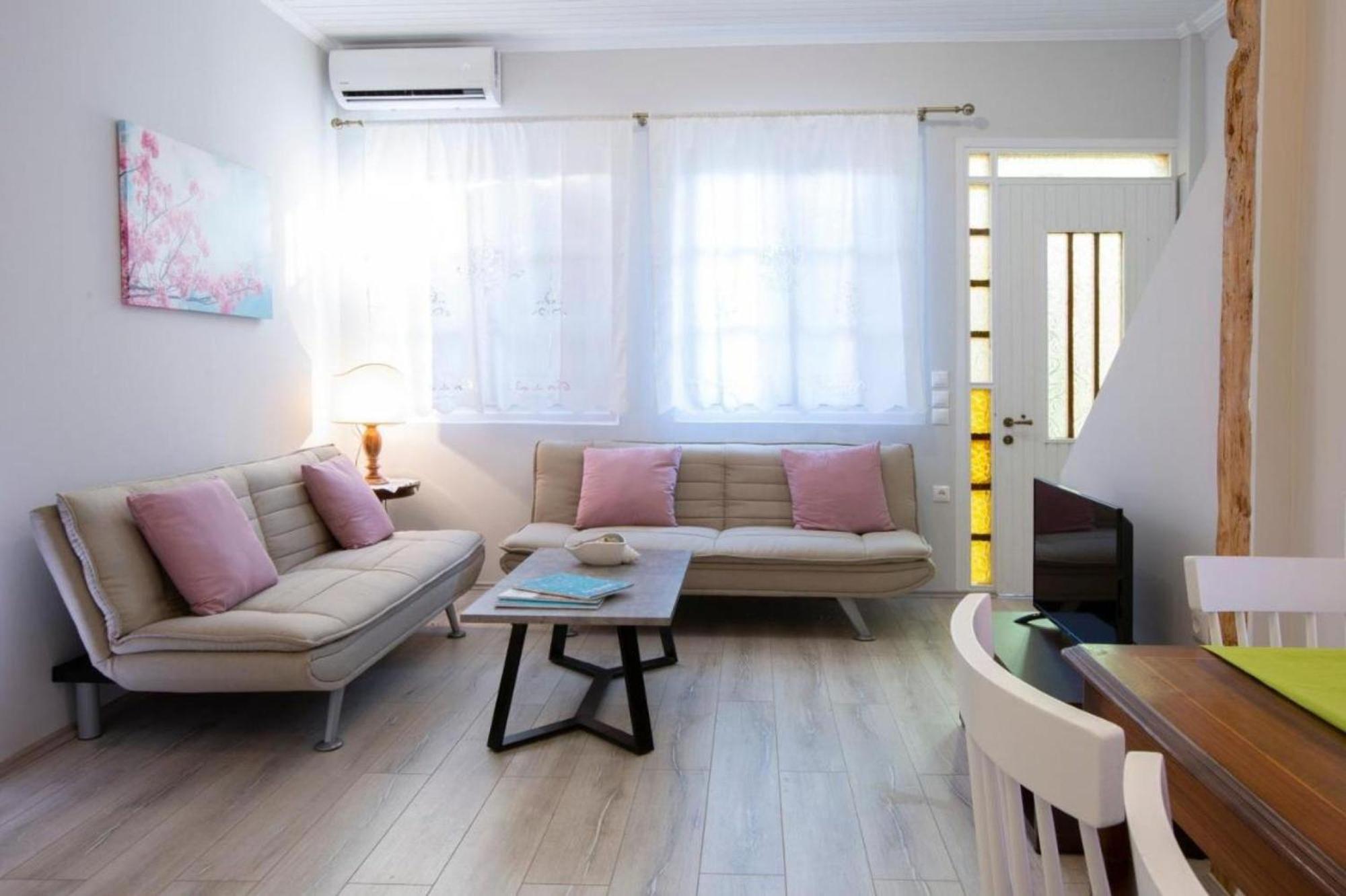 Polyxenis Cozy Maisonette - Water Tank Lefkada Bnb Lefkada City Exterior foto